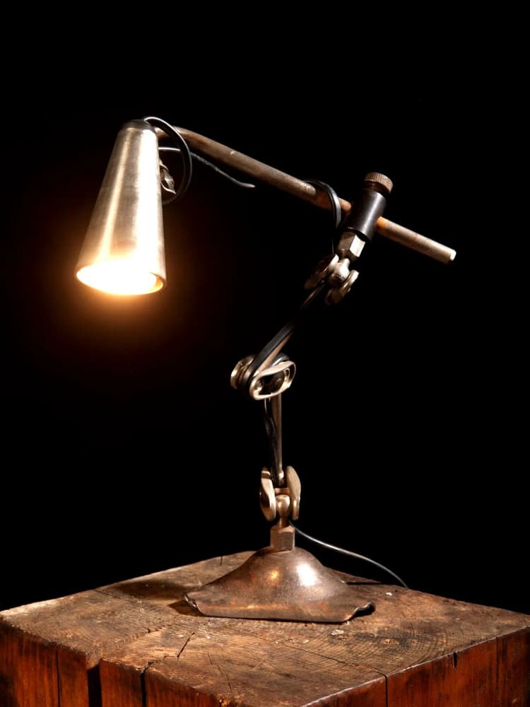 L Articulée